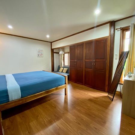 Tha Ma-O Bouteak Homestay - Self Check-In Lampang Bagian luar foto