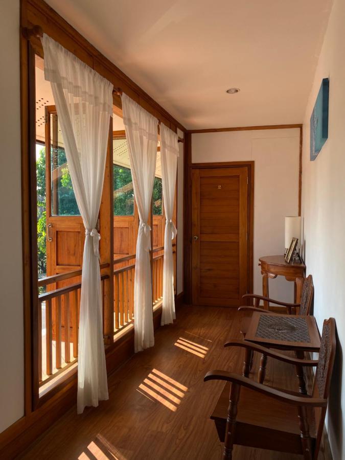 Tha Ma-O Bouteak Homestay - Self Check-In Lampang Bagian luar foto