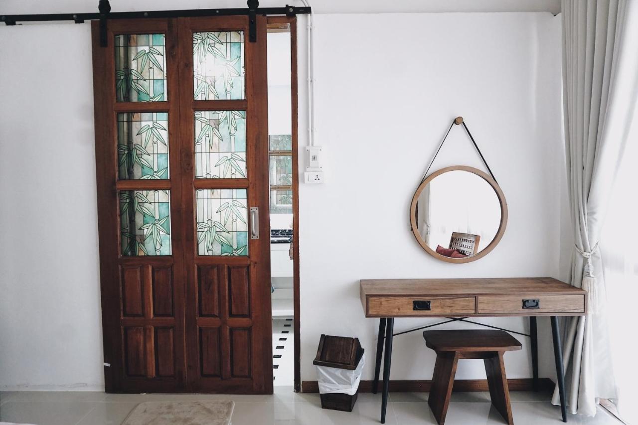 Tha Ma-O Bouteak Homestay - Self Check-In Lampang Bagian luar foto